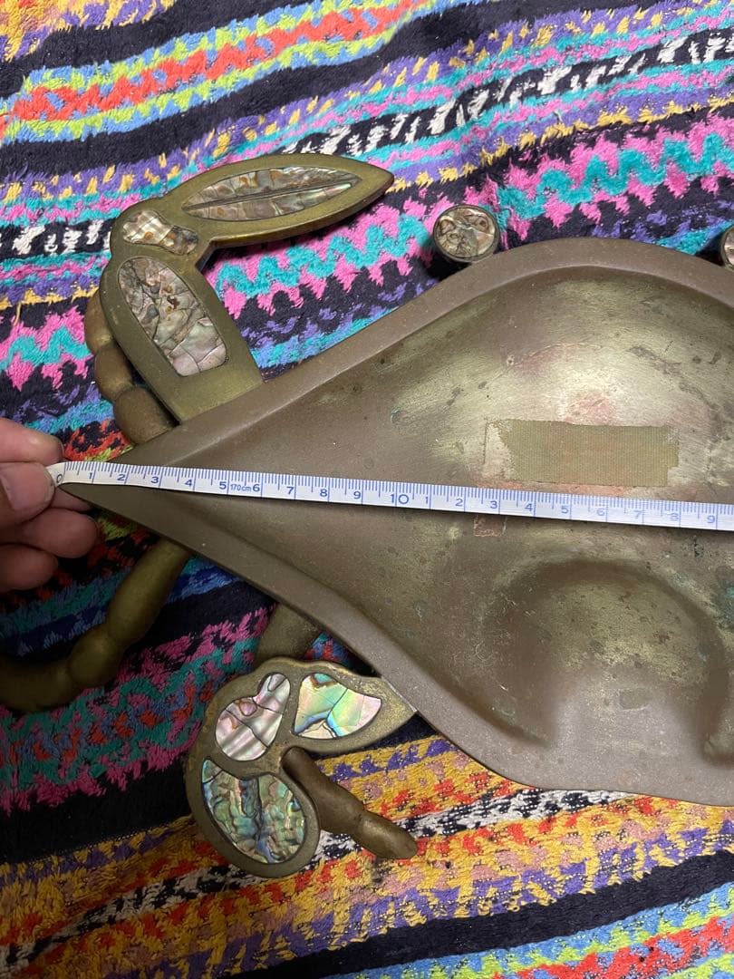 カニ型金属トレイ 貝殻装飾付き 灰皿 アクセサリー置き オブジェ