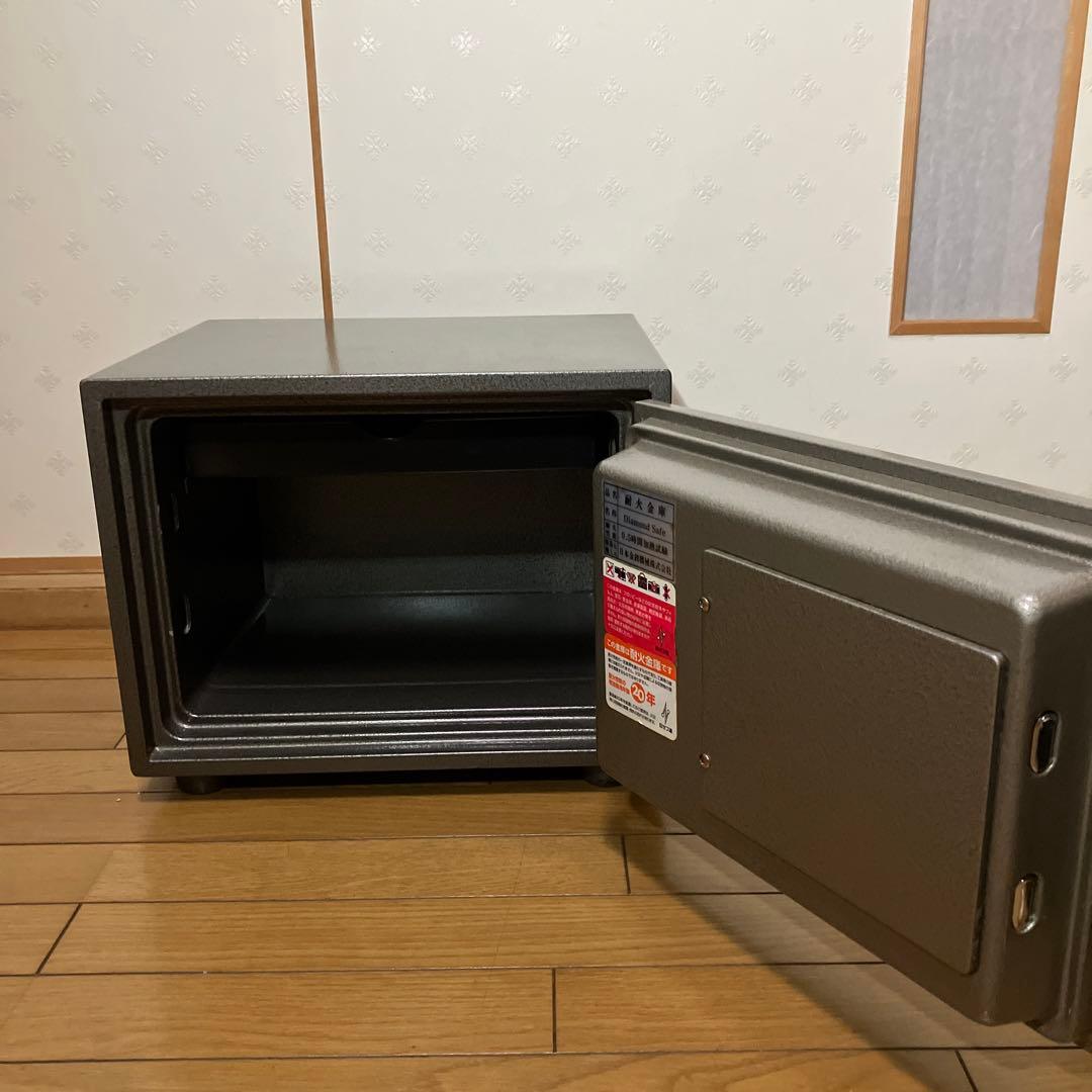 耐火金庫　Diamond Safe ダイヤセーフ 金庫2キータイプDW30-1
