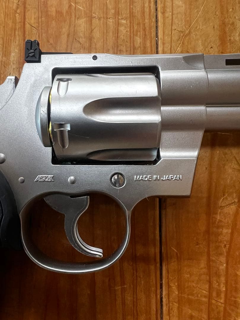 東京マルイ　パイソン357 4インチ