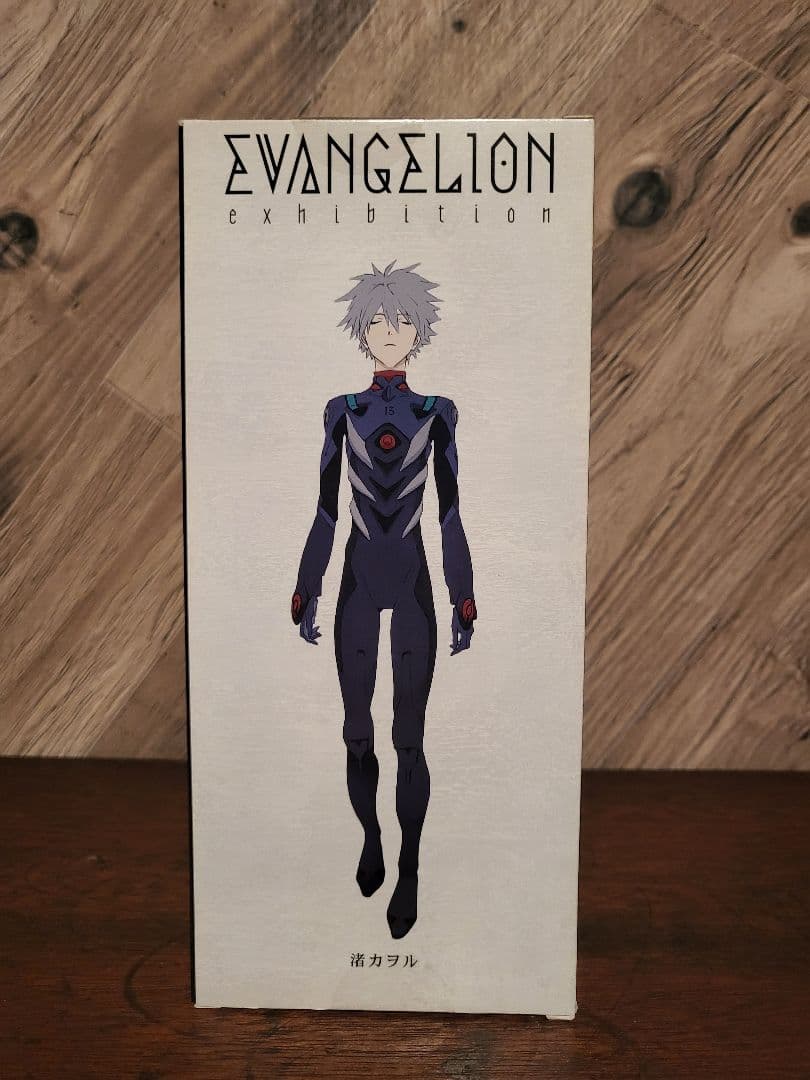 エヴァンゲリオン展　フィギュア 5体セット・未開封図録・ポストカード5枚セット