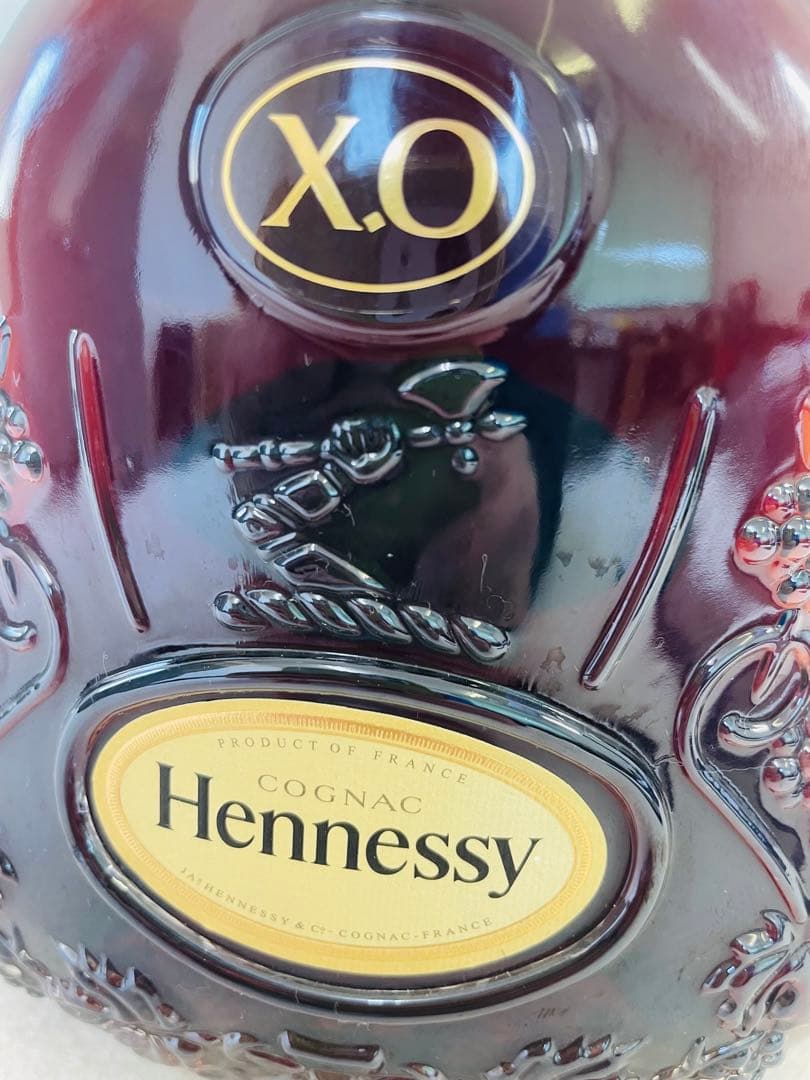 ヘネシーXO Hennessy 黒キャップ 700ml 古酒