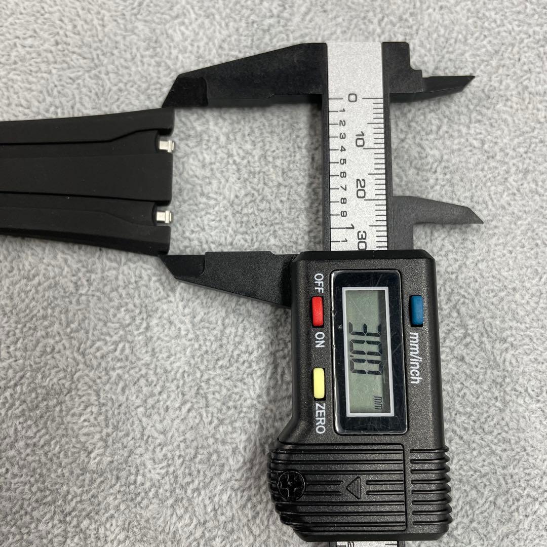 Audemars Piguet ブラック ラバーベルト YZ5842