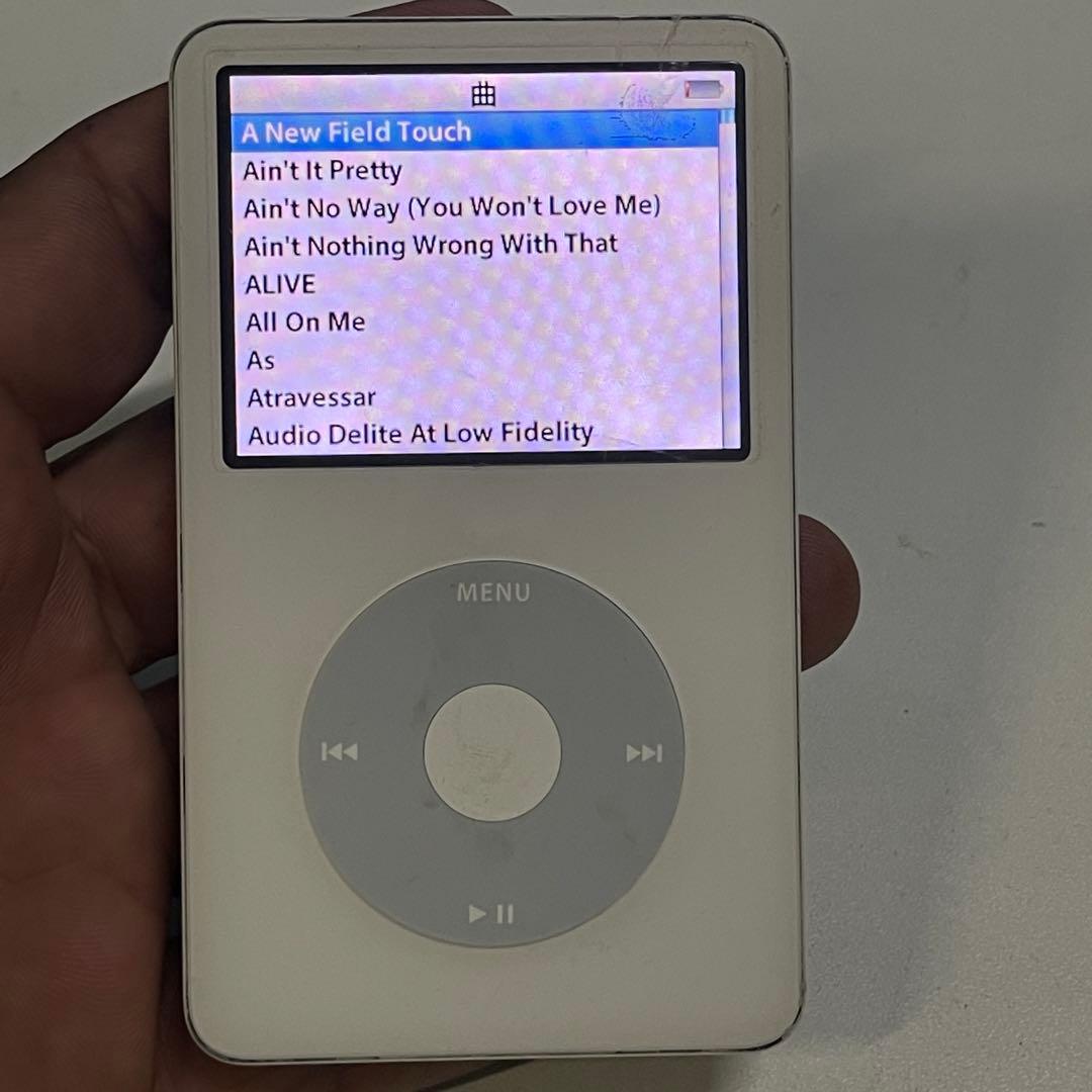 iPodclassic 30GB A1136 アイポッドクラシック本体のみ動作品