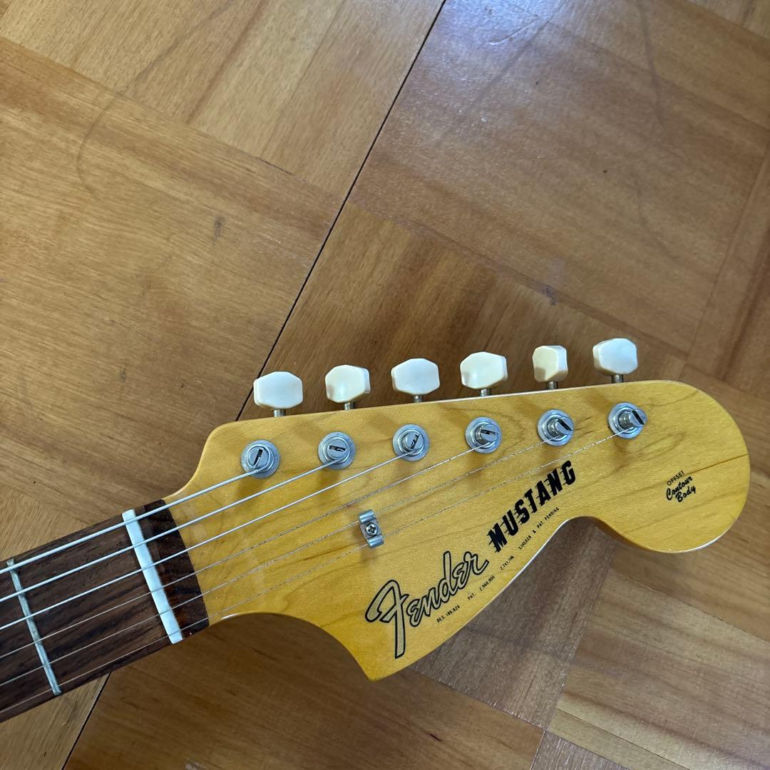 Fender Japan Mustang、Uシリアル（2010〜2012年頃）