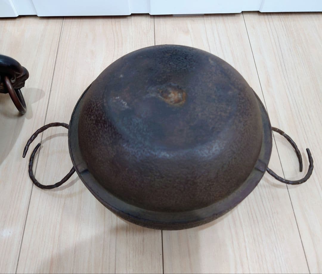 茶道具　朝鮮風呂釜　唐銅風呂・鉄釜