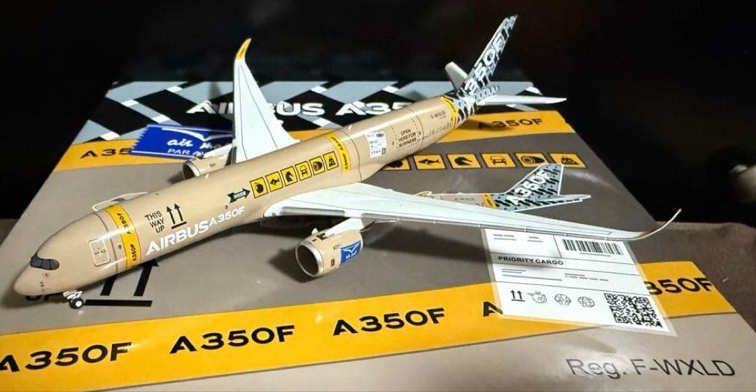 エアバス A350F 1/400 飛行機模型