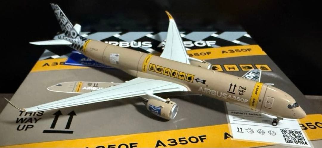エアバス A350F 1/400 飛行機模型