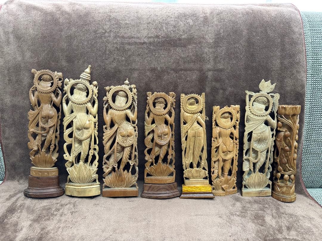 インド　白檀　弁財天　仏教美術　仏像 骨董 木像　木製　仏教　密教　置物