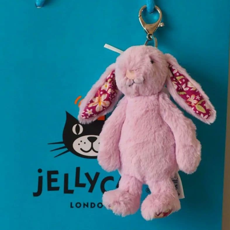  上海限定 ブロッサムバニー バッグチャーム 新品タグ付き