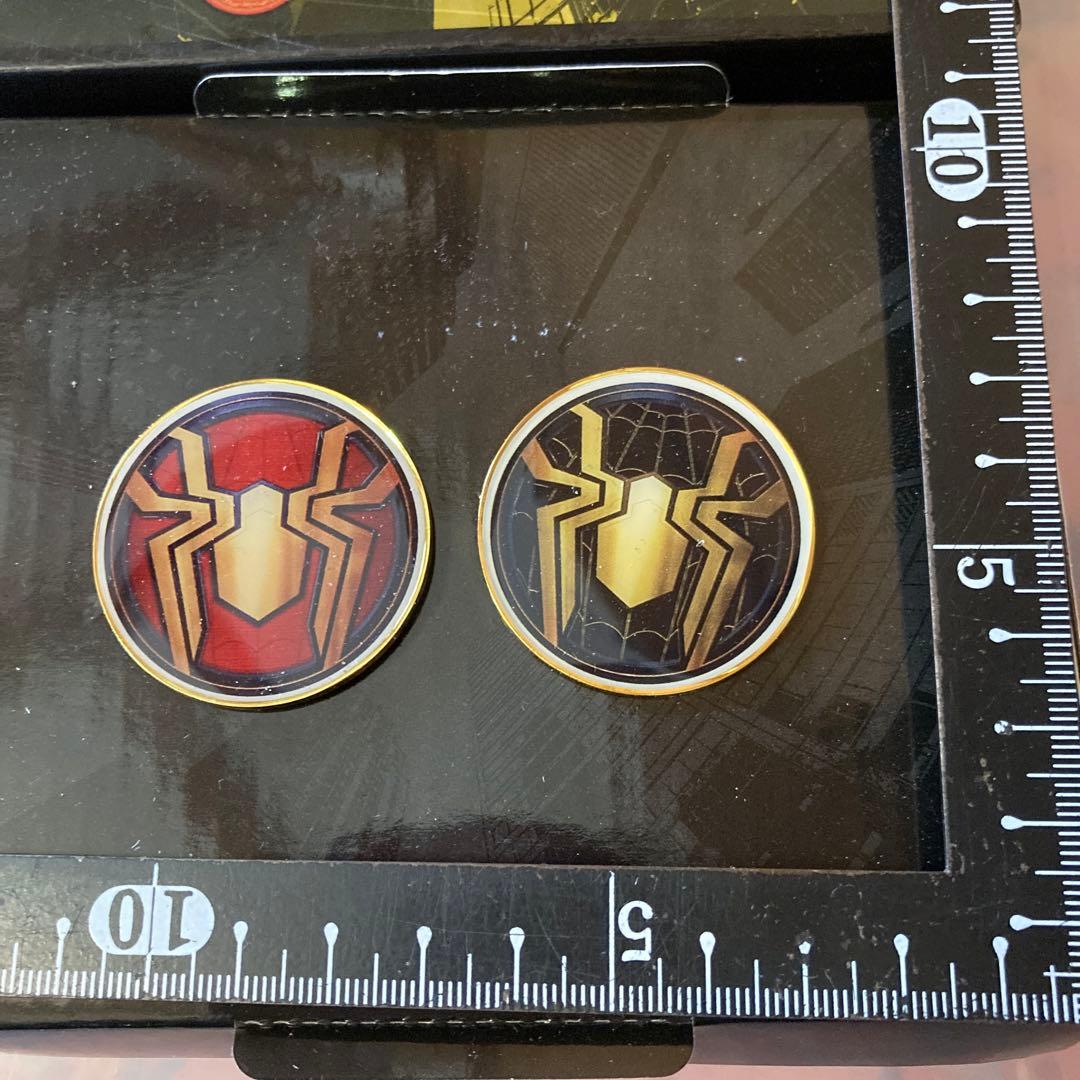 ピンズ　バッジ　2点　セット　スパイダーマン　新品未使用　パッケージ無し