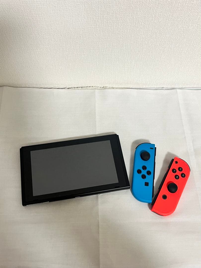 【美品】 Nintendo SWITCH 本体 ネオンブルー、ネオンレッド