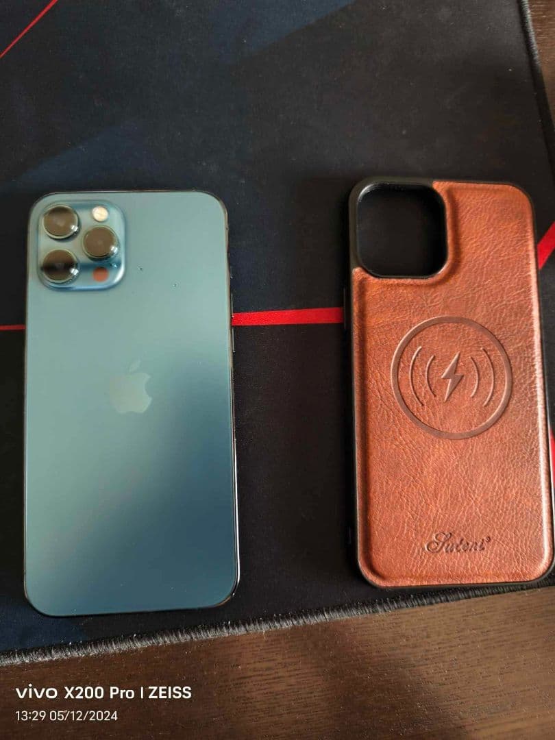 Apple iPhone 12 Pro max ー 本体