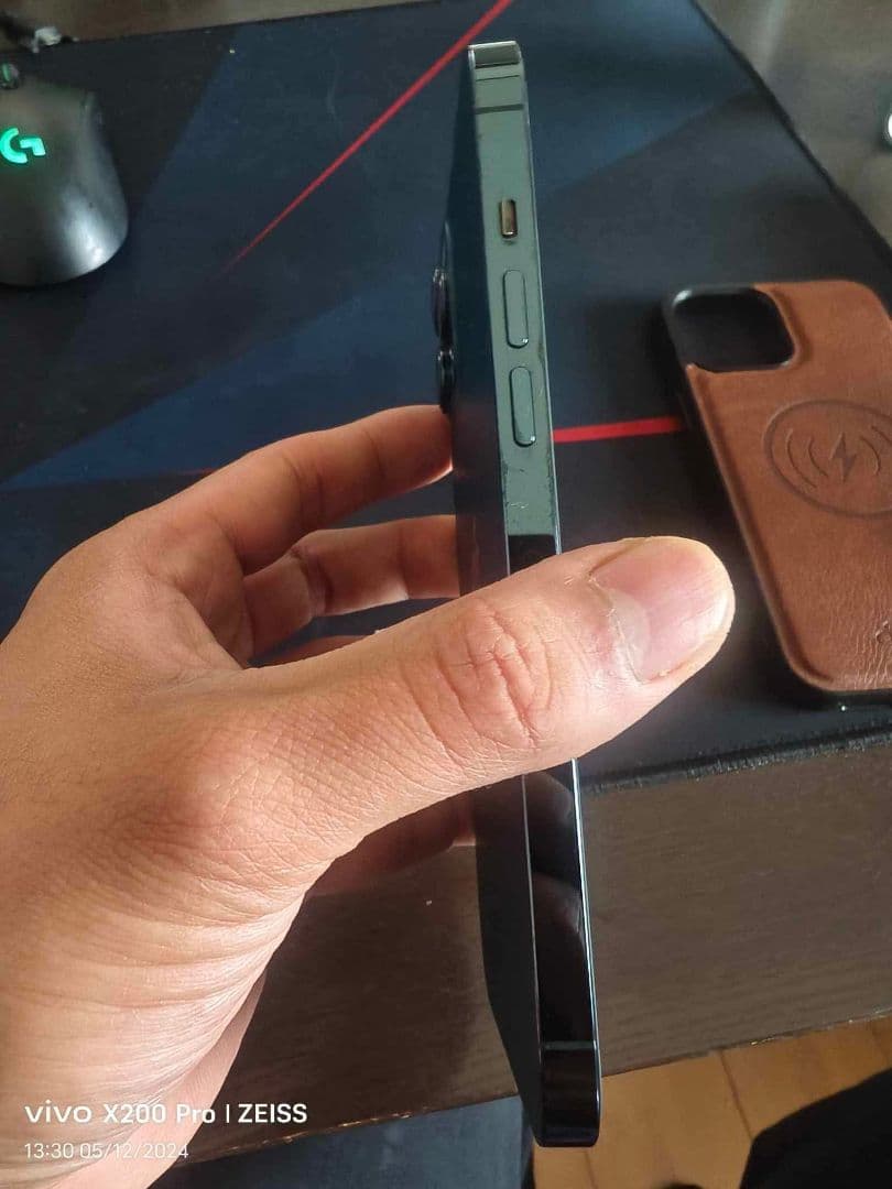 Apple iPhone 12 Pro max ー 本体