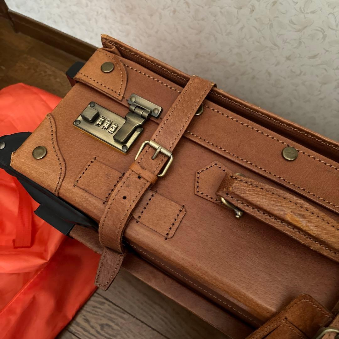 EURASIAキャリーケース 本革 ヴィンテージ カバー付き