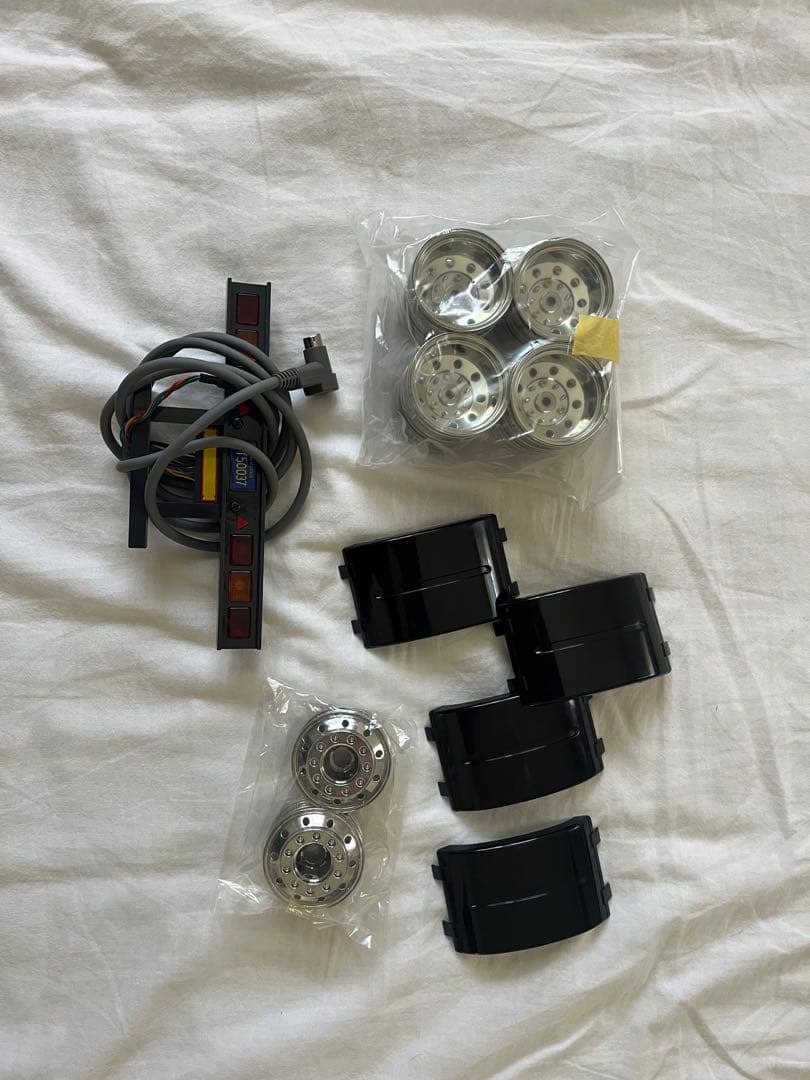 タミヤ1/14トレーラーヘッドMAN 6×4(フルオペレーション)