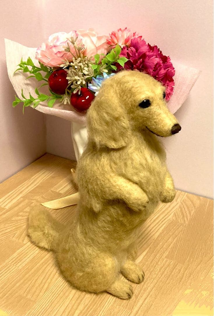 羊毛フェルト　ミニチュアダックス　たっち
