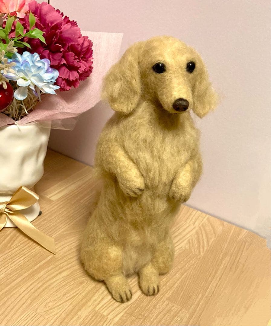 羊毛フェルト　ミニチュアダックス　たっち