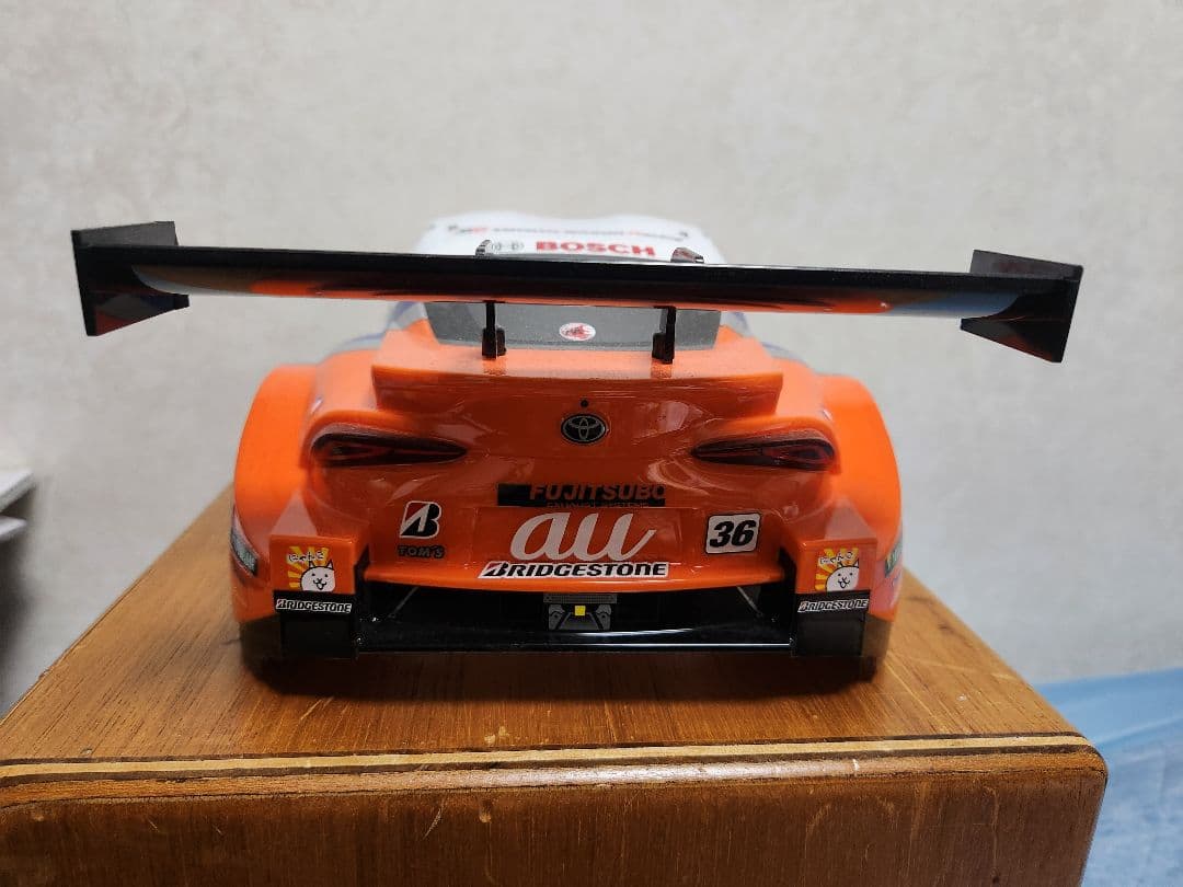 タミヤXB 1/10 au TOM'S GR Supra　スープラ　ボディ