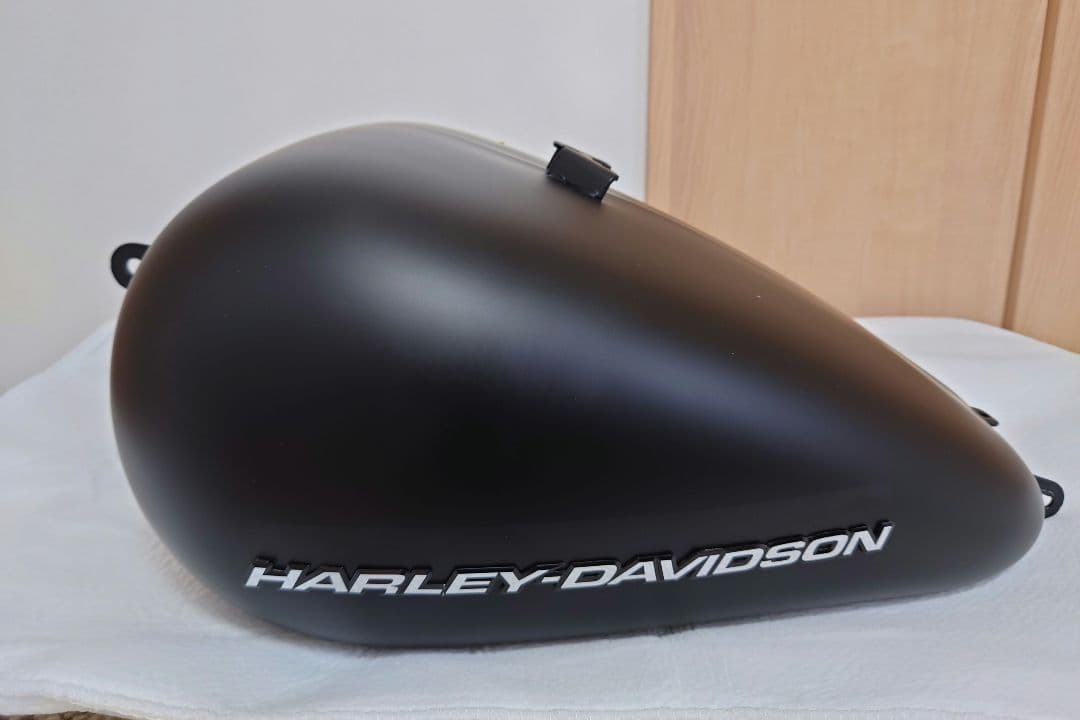 ブレイクアウト117　マットブラックタンク18,9㍑