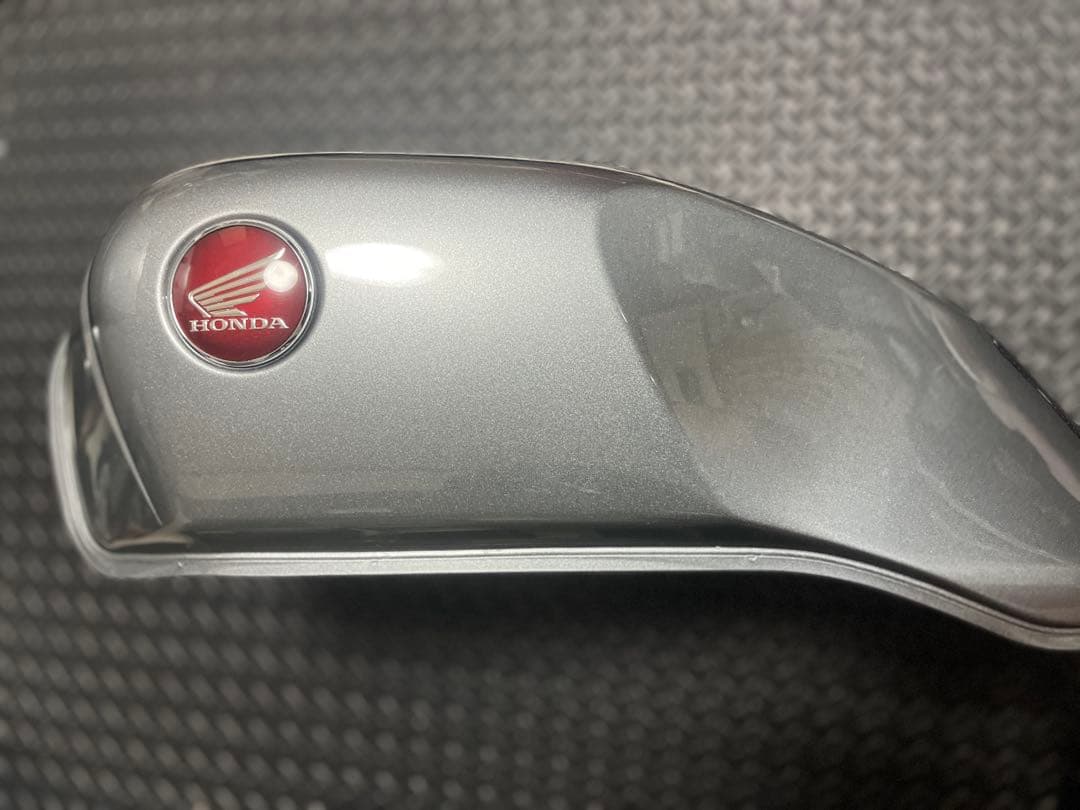 CB1100 タンク シルバー