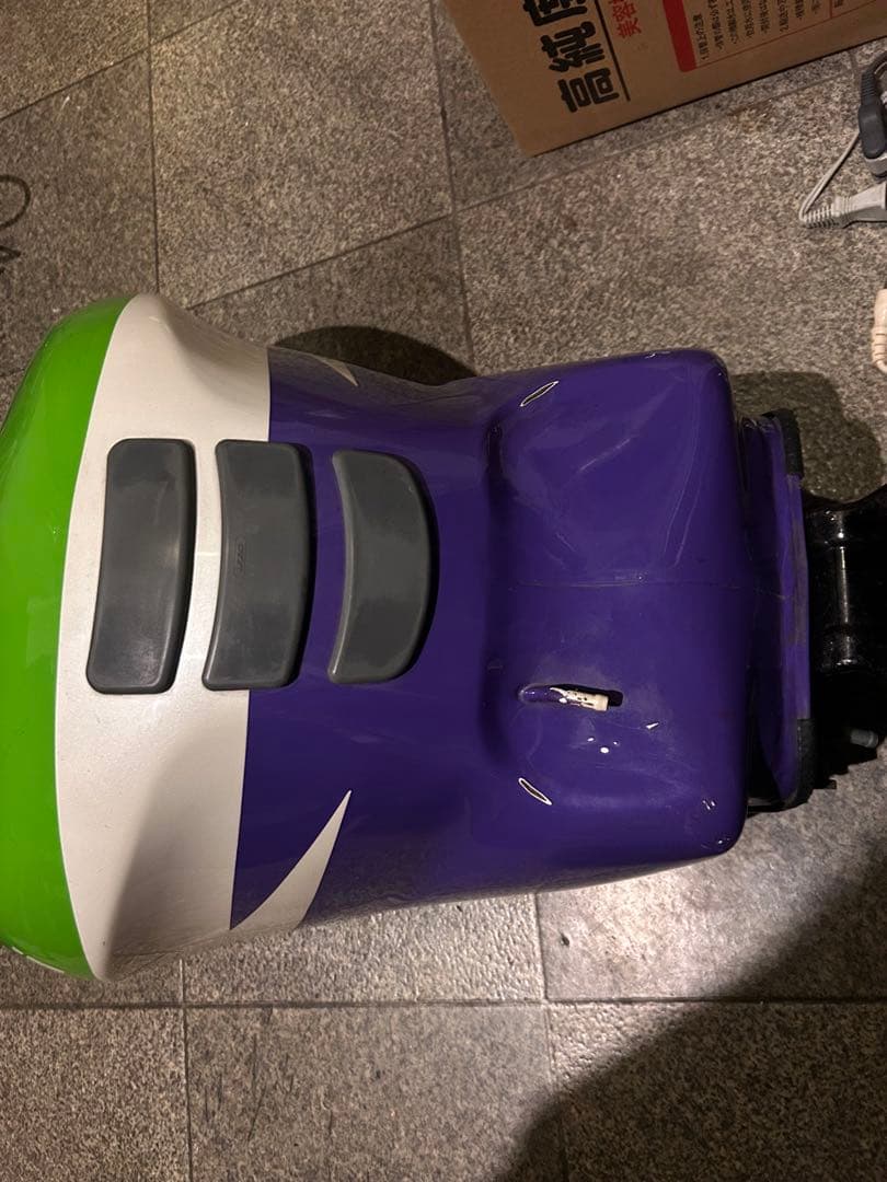 Kawasaki ZX9R/B 91年式　燃料タンク