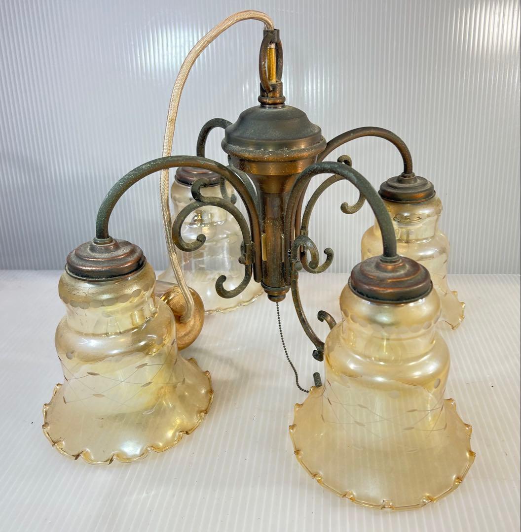 クラシックスタイル 4灯シャンデリア