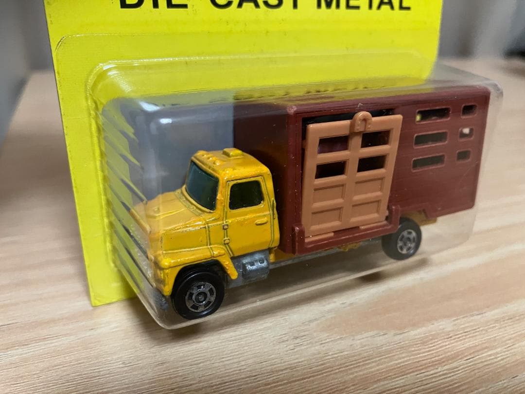 トミカ　フォード　キャトルトラック　F27-2-3　ラベル無　ヨーロッパ