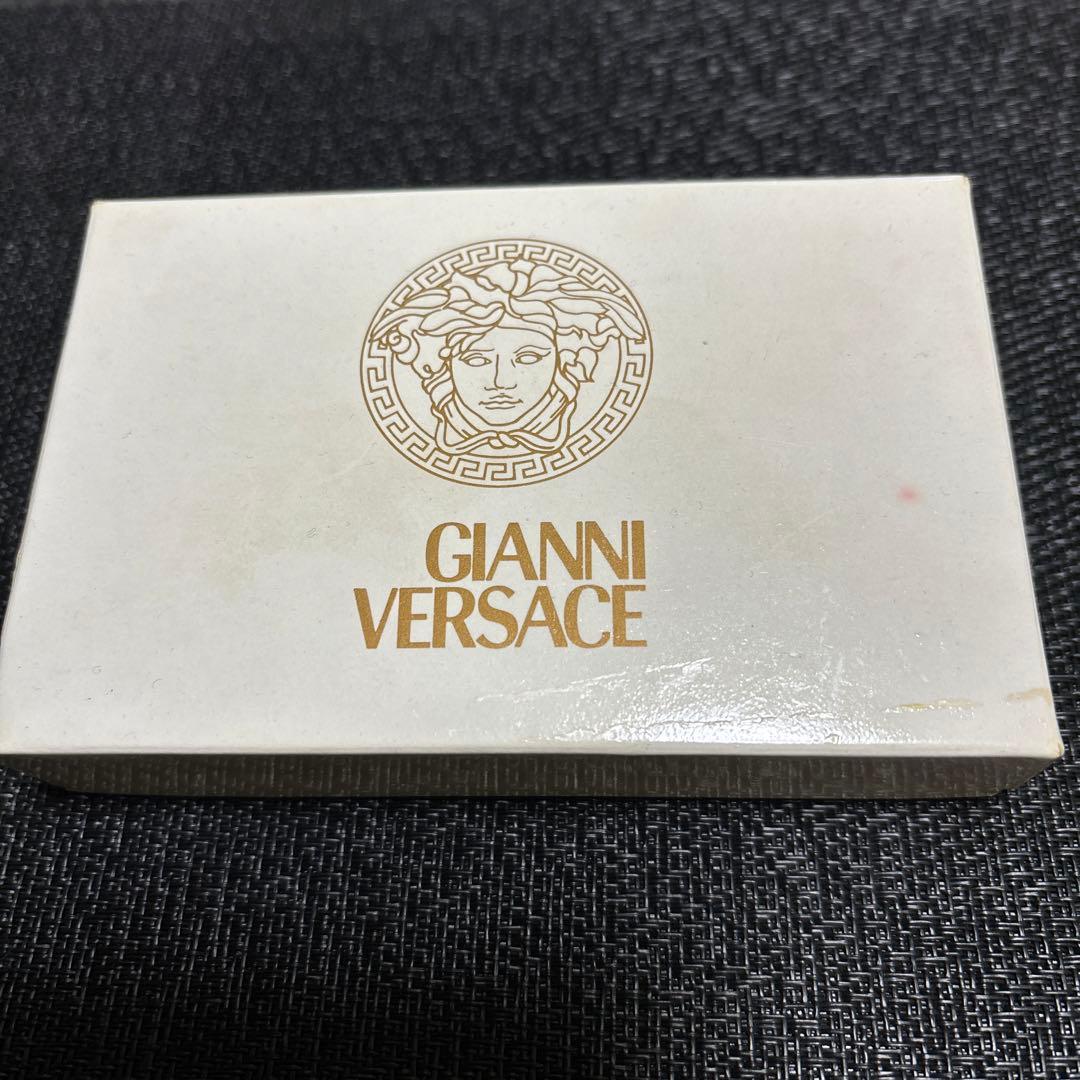 ジャンニヴェルサーチェ6連キーケース