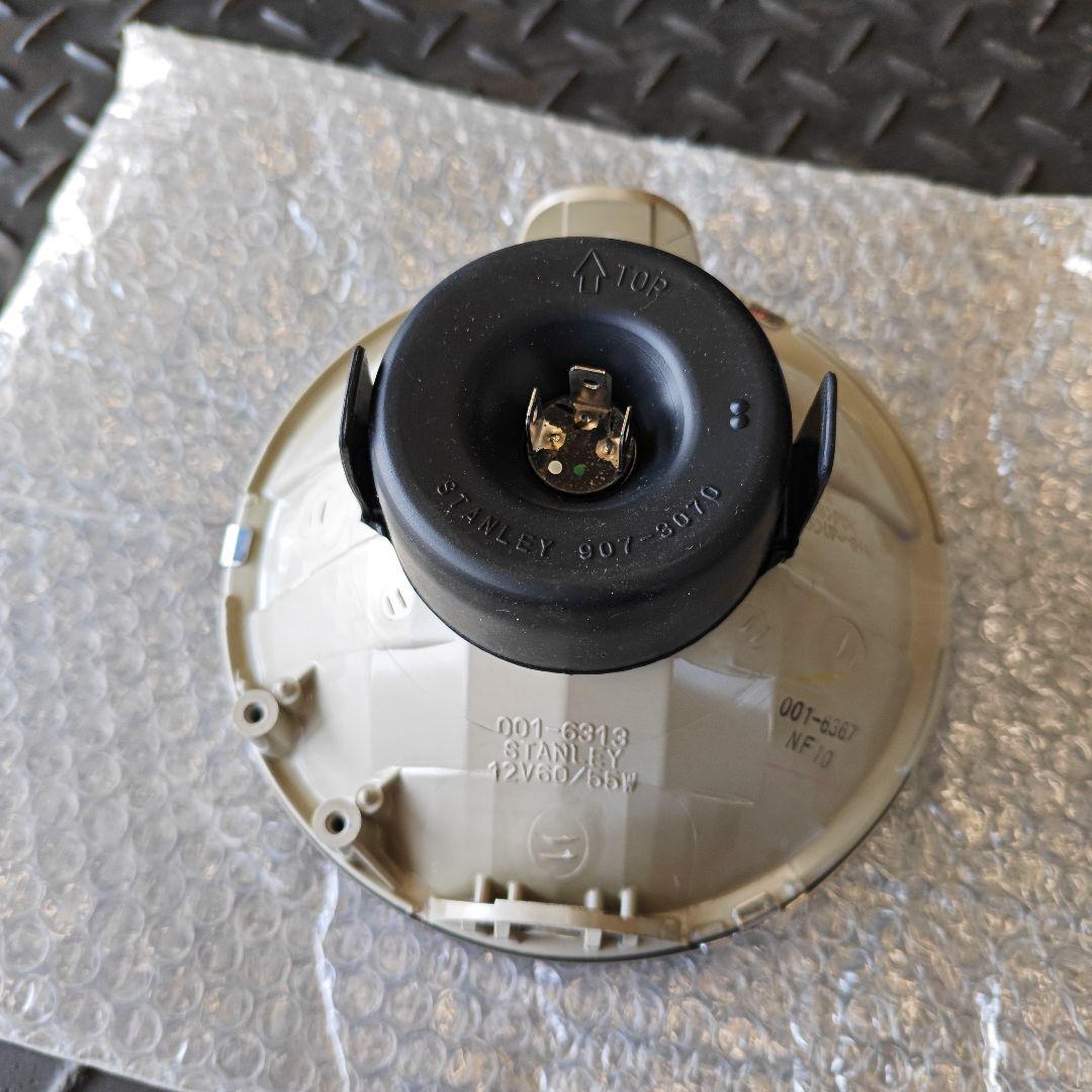 新品訳あり　ホンダ　CB400SF 　純正ヘッドライトユニット