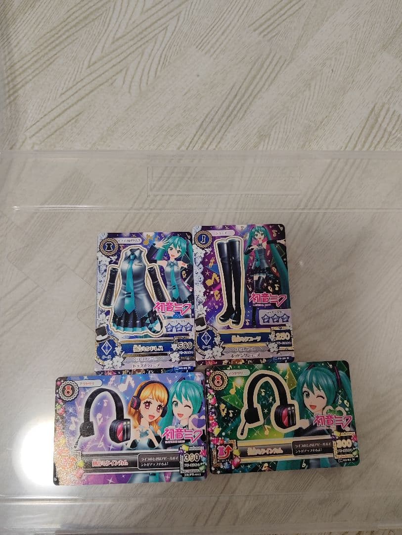 アイカツカード スイングロックと初音ミクコラボ　8枚セット