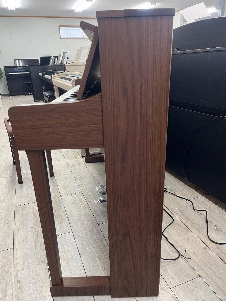 ★77633【電子ピアノ】KAWAI　CA901NW　23年製