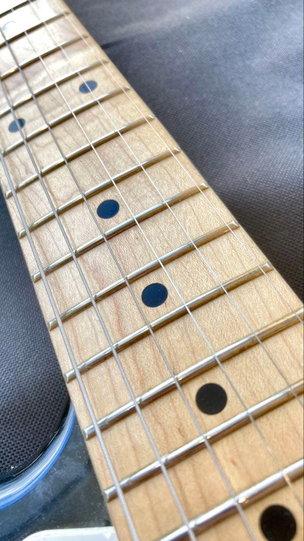 美品 SQUIER Affinity Stratocaster ラージヘッド