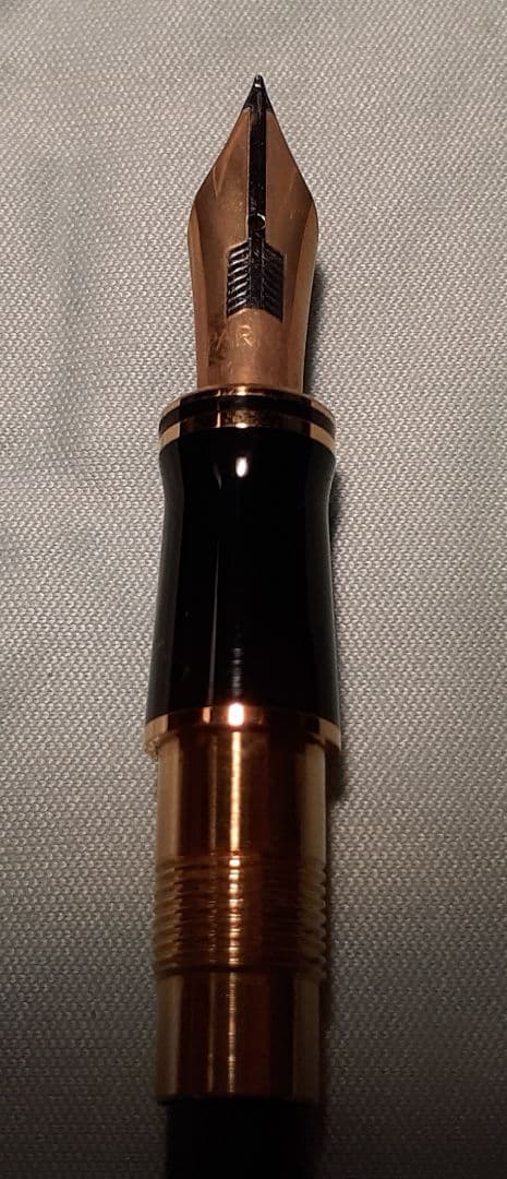 パーカー（Parker）デュオフォールド万年筆（F）