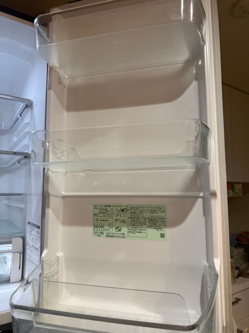 HITACHI 日立　冷蔵庫620L 大きいサイズ　クリスタルミラー2014年