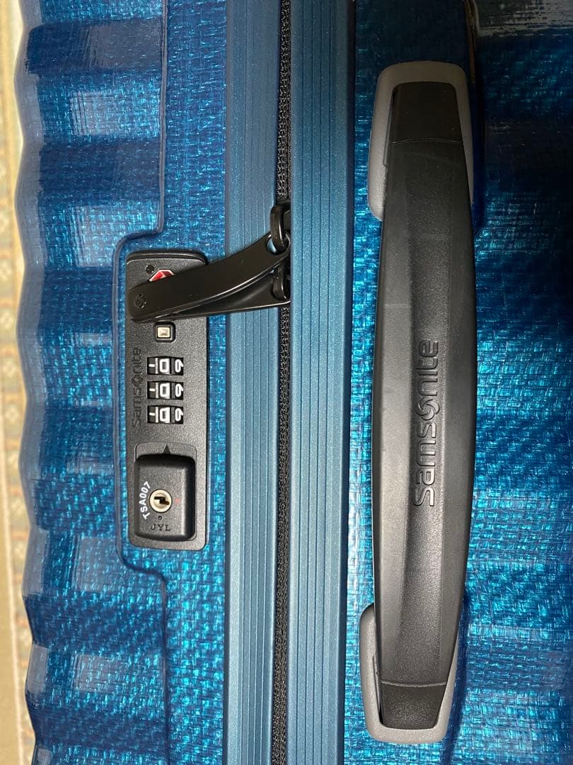 Samsonite ライトショック スピナー スーツケース　36L