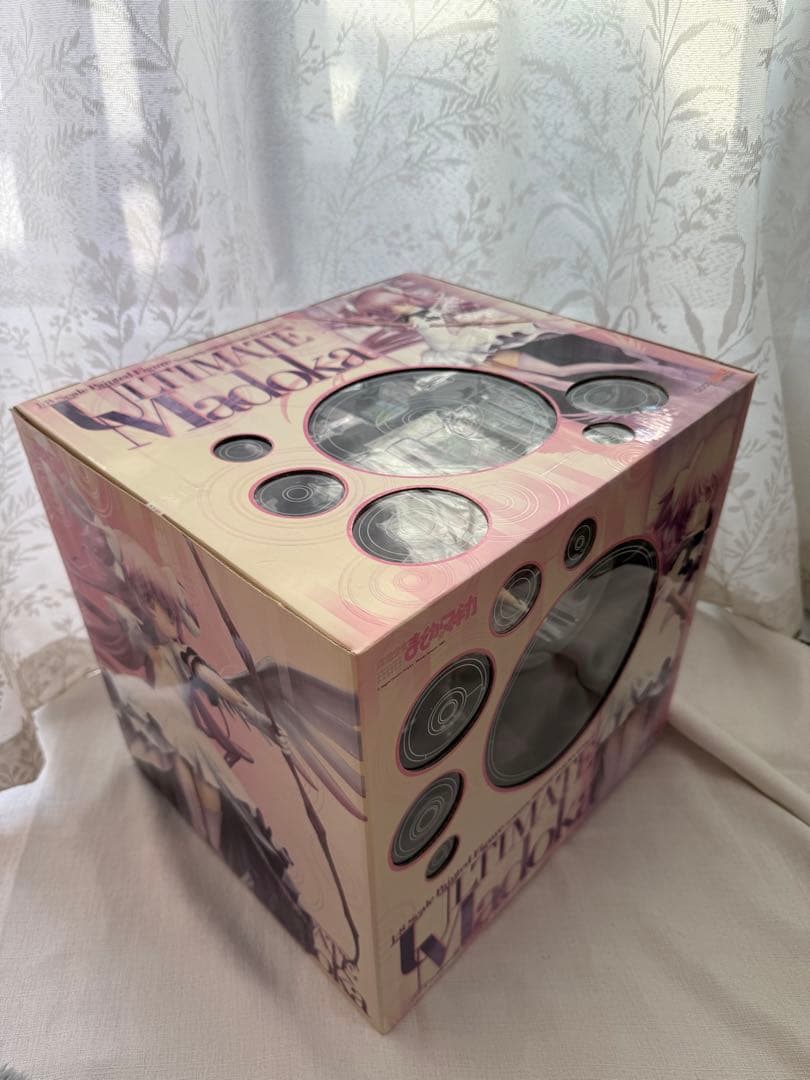 魔法少女まどかマギカ　Ultimate Madoka 1/8スケールフィギュア