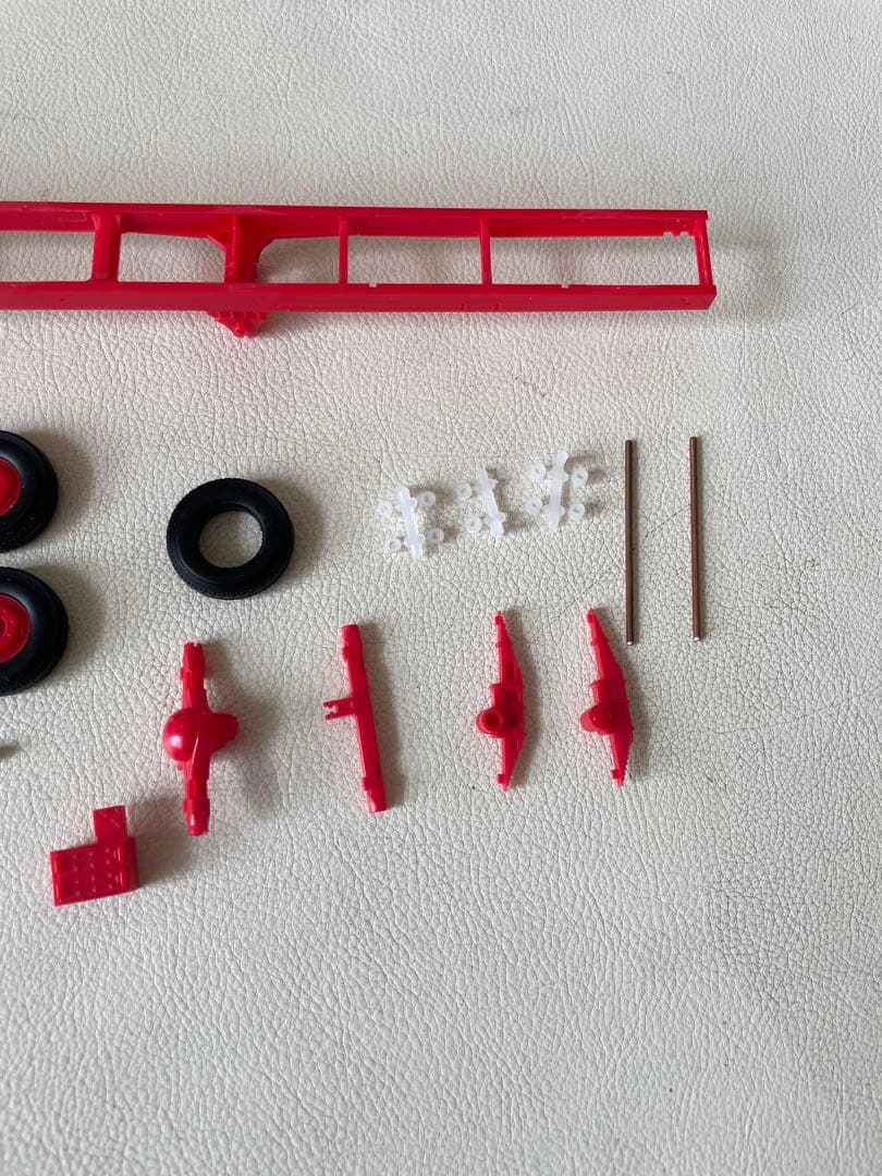 ふそう 大型トラック FU 1/32 ふそう FU113S 冷凍車 作りかけ