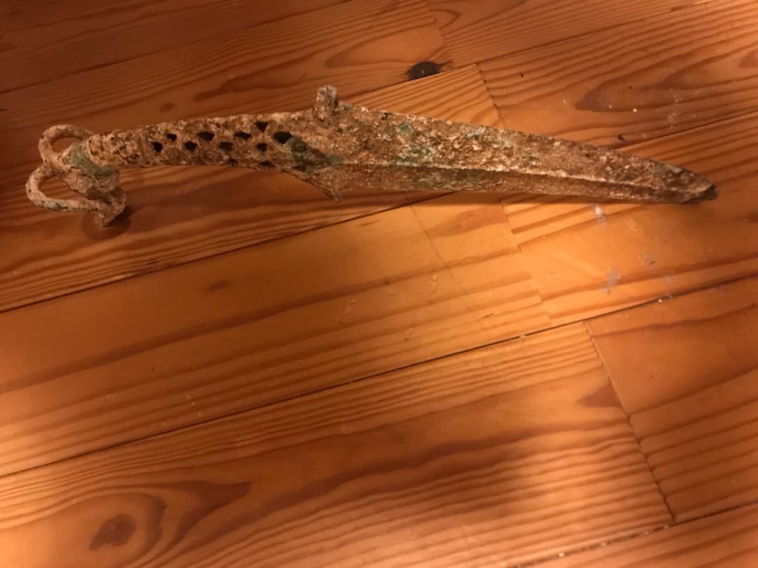 掘り出し物 青銅剣