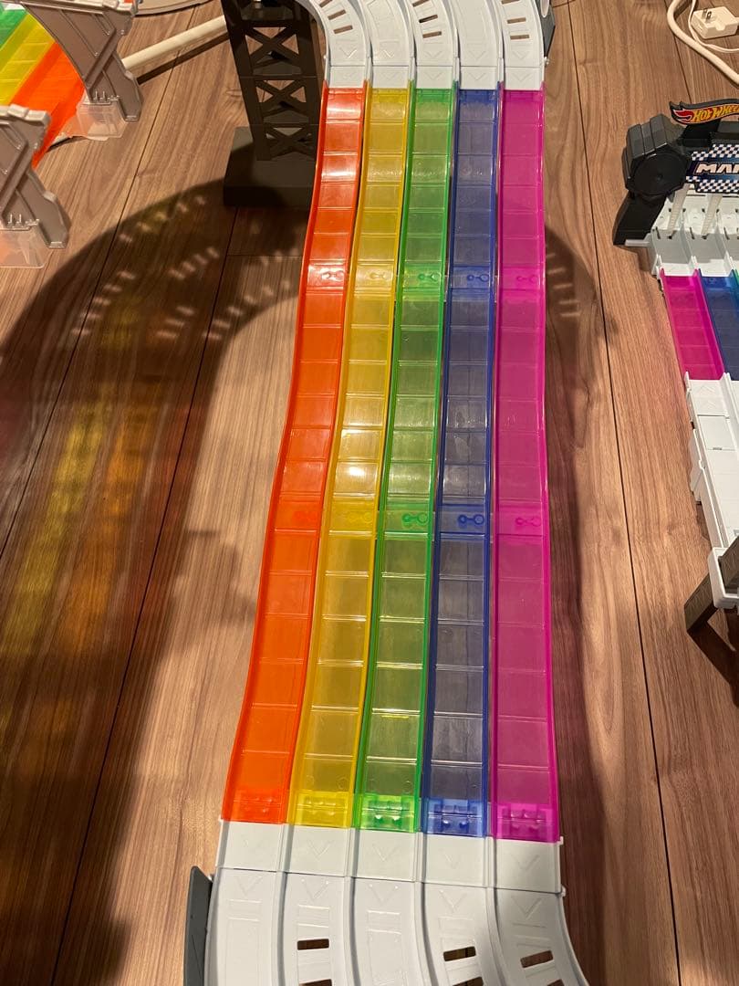 ト*ル様 マリオカート レインボーロード ミニカーセットホットウィール