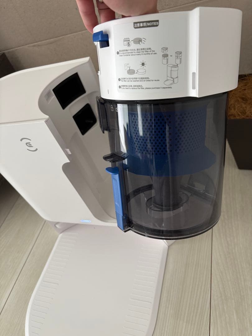 ロボット掃除機 水拭き機能付き 最新型‼️4回程使用‼️1万値下げしました。