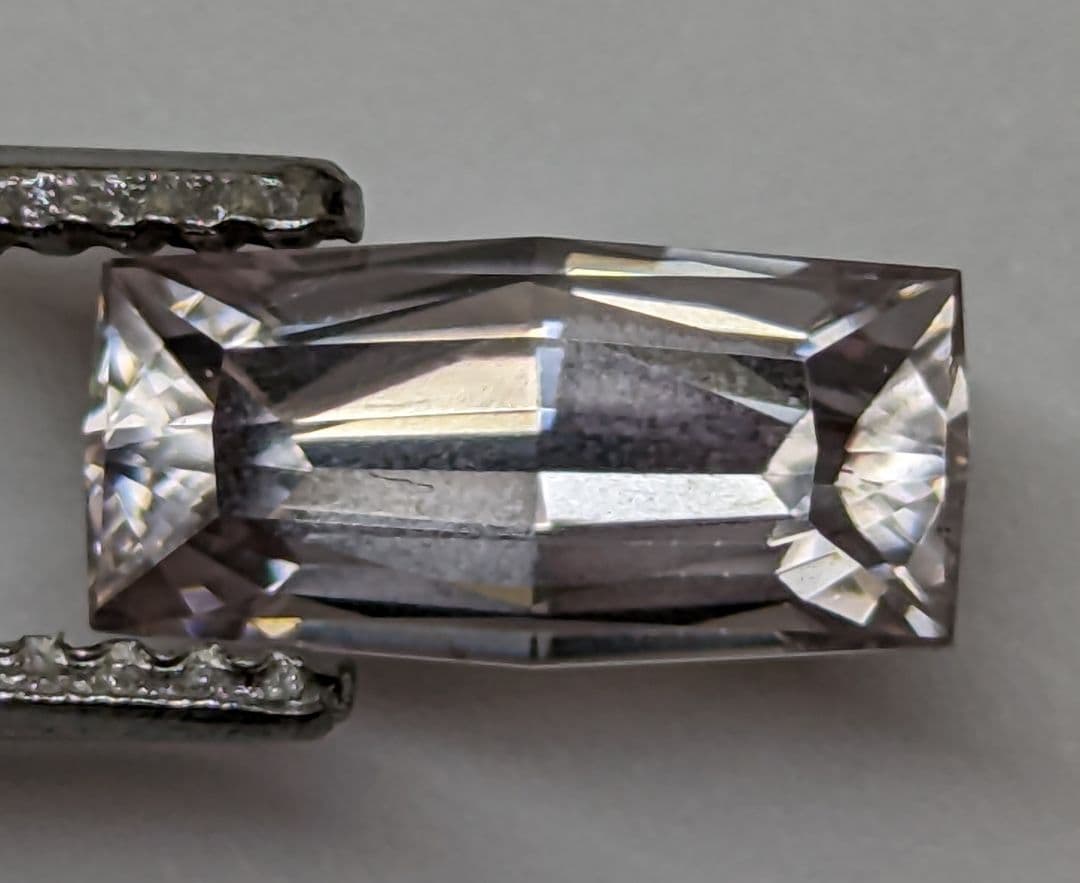 ハーツレンジ産 天然ジルコン 3.85ct ルース