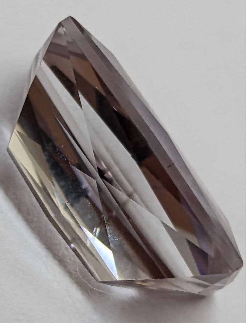 ハーツレンジ産 天然ジルコン 3.85ct ルース