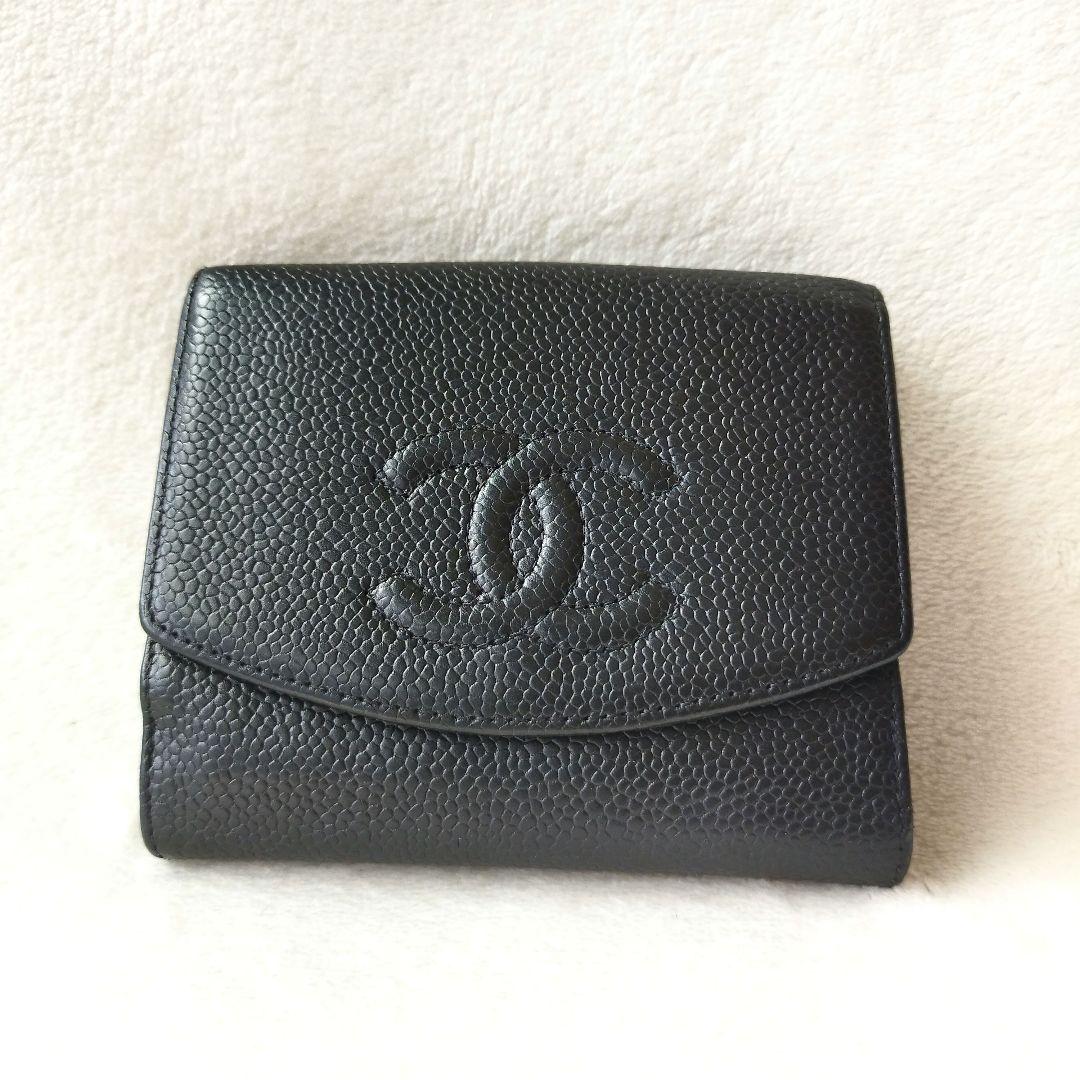CHANEL シャネル　キャビアスキン　二つ折り財布 ブラック　メンテナンス済
