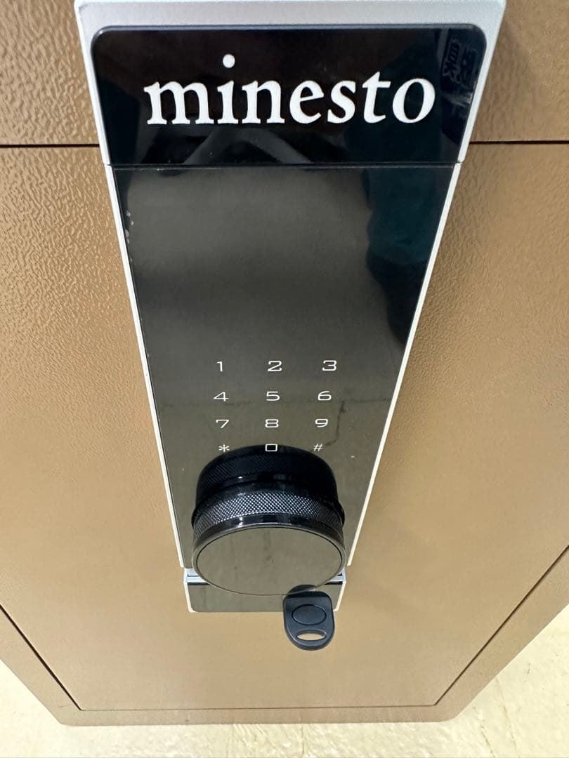 ★未使用★ Minesto 耐火金庫 ダイヤル式電子ロック付き 大容量