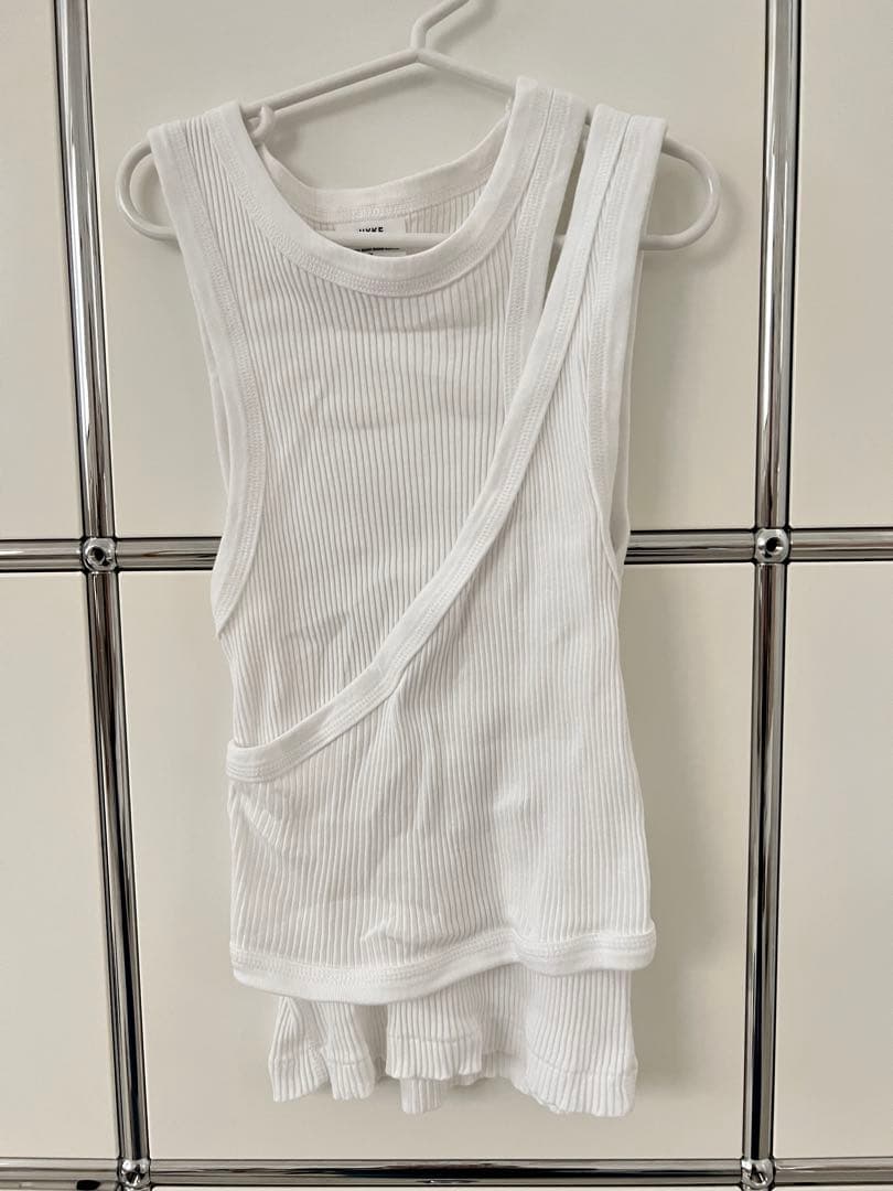 hyke タンクトップ