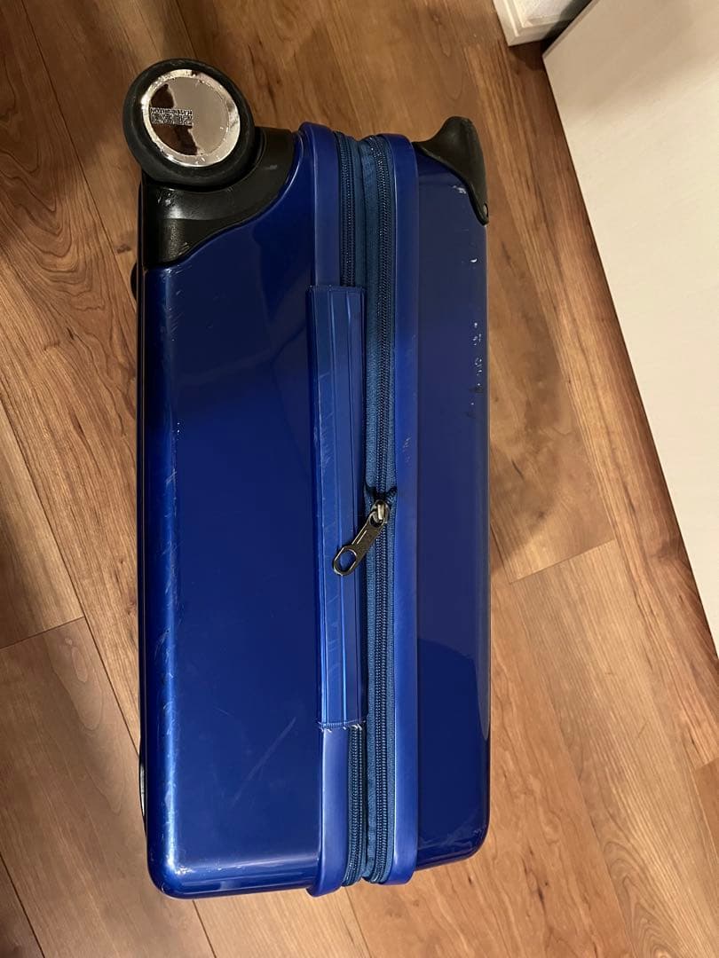 ゼロハリバートン　キャリーバッグ　二輪 旅行　スーツケース　ポリカーボネート