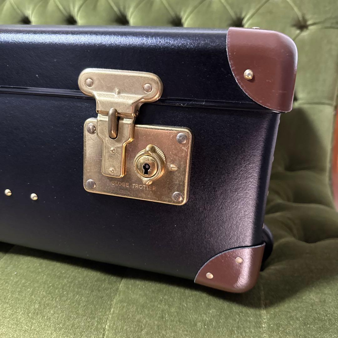 グローブトロッター キャリーケース 鍵付き