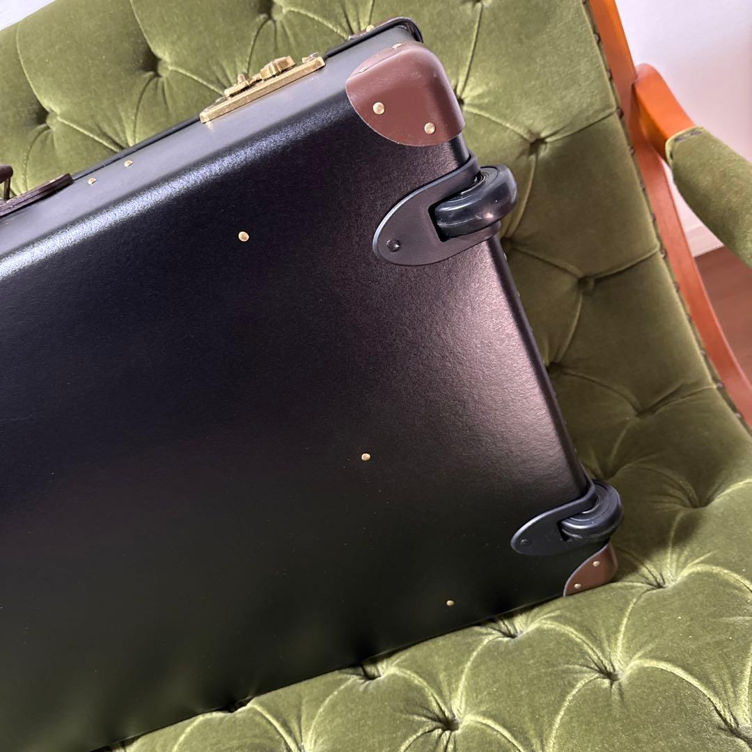 グローブトロッター キャリーケース 鍵付き