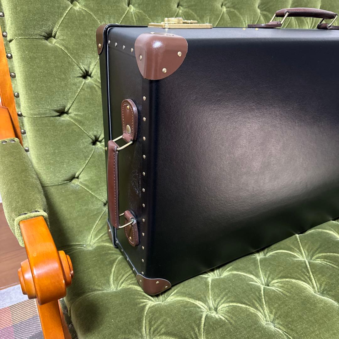 グローブトロッター キャリーケース 鍵付き