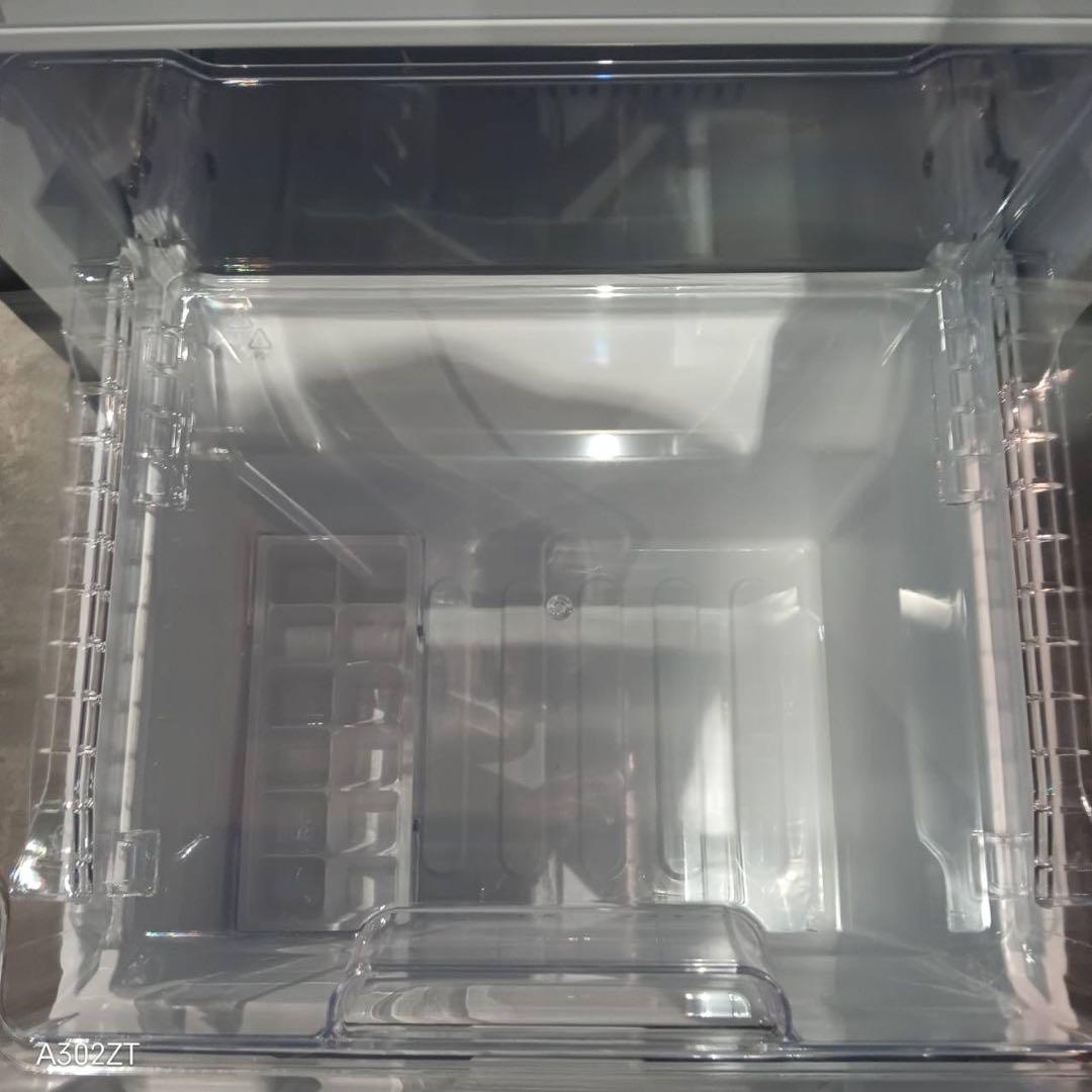 A265★2024年製★シャープ　冷蔵庫　右.左開き　ブラック系　一人暮らし